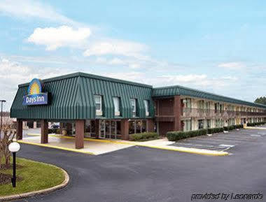 Days Inn By Wyndham Seneca-Clemson Esterno foto