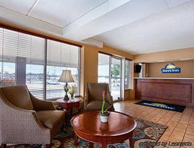 Days Inn By Wyndham Seneca-Clemson Esterno foto